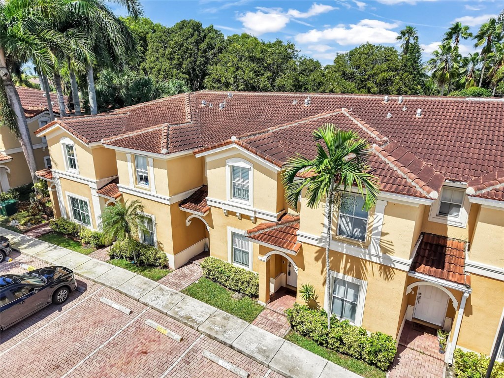 MELROSE POINT - Residential