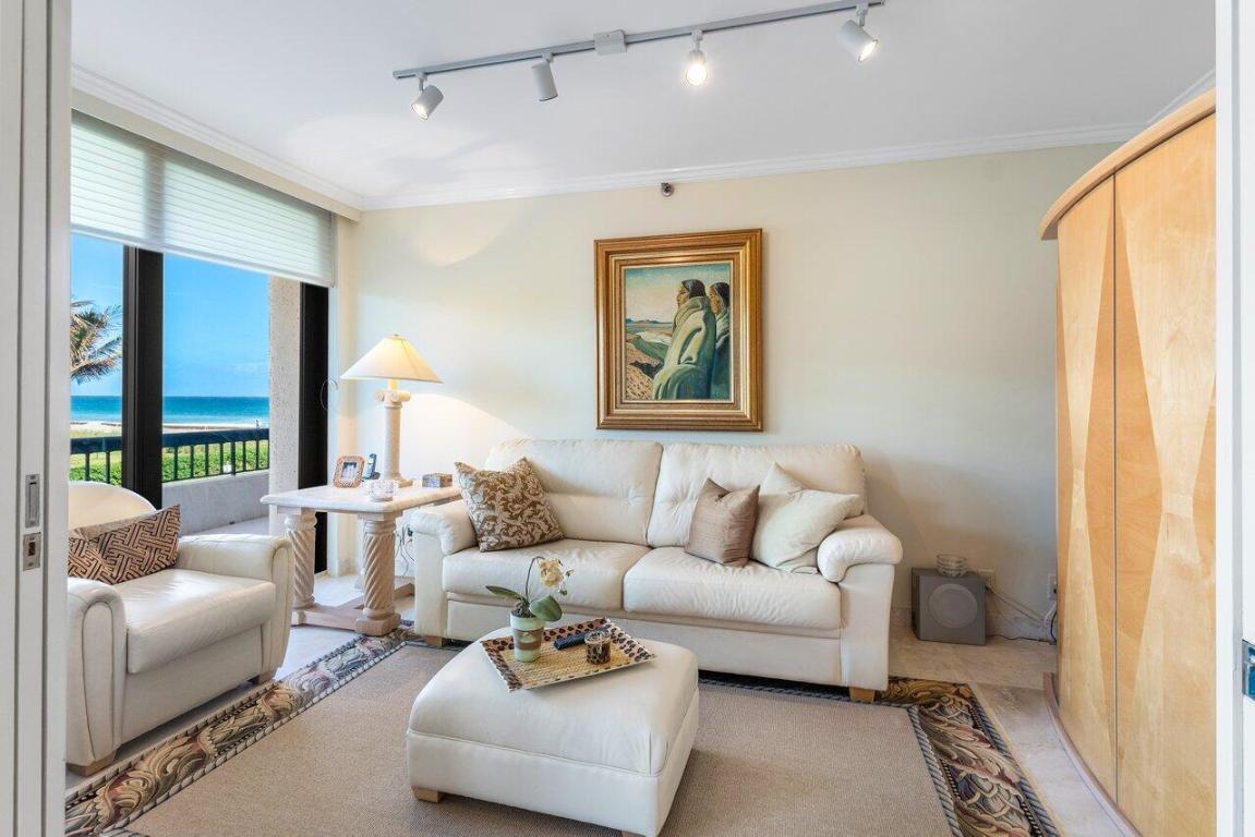 BEACH POINT CONDO - Residential
