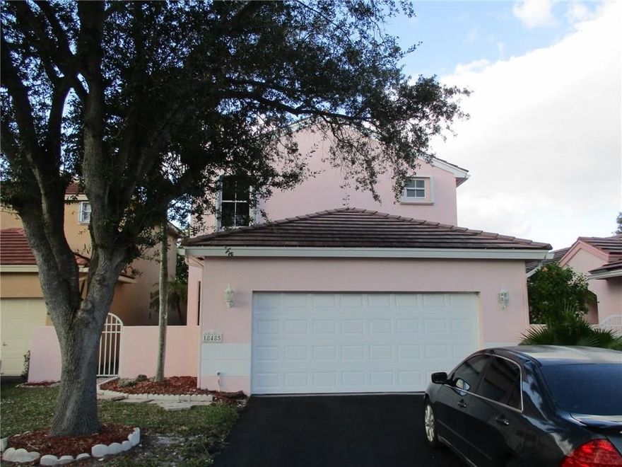 Amazing 2 story single family 3 bedrooms/2.5 bathroom with a 2 car garage located in Pembroke Pines. Bedrooms are large with walk-in closet and beautiful wood flooring. Split bedroom floor plan. Kitchen has formica countertop and formica cabinetry. Kitchen, dining area, and family room are tiled throughout. Property features washer and dryer hook up, a screened patio and a large backyard. This is a Fannie Mae HomePath property.