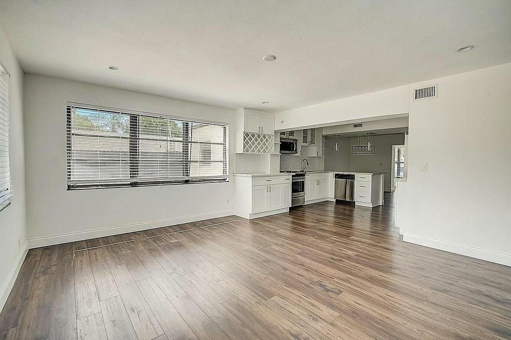 Photo of 715 W Palm Street, Lantana, FL 33462 (MLS # R11062841)