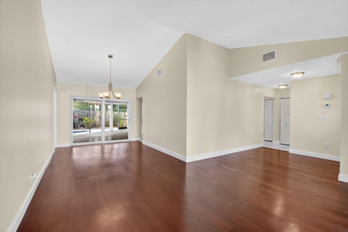 SUNFLOWER DELRAY - Residential