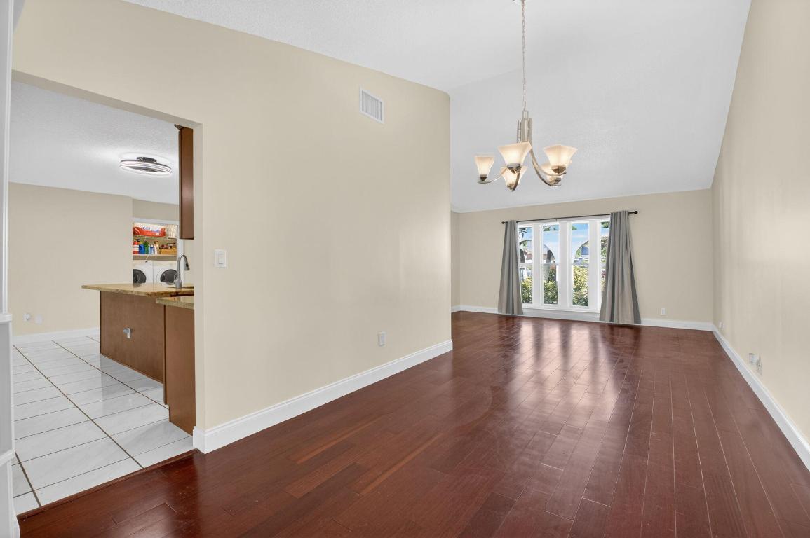 SUNFLOWER DELRAY - Residential