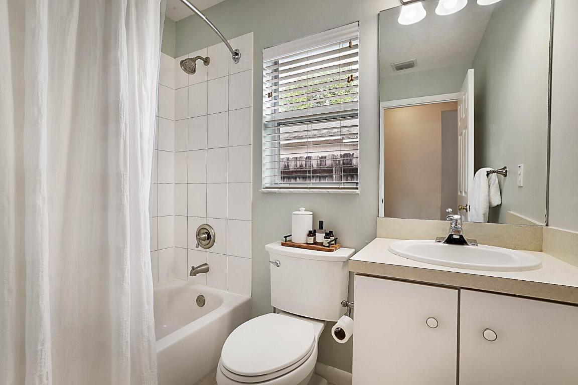 PALM GARDENS 1ST ADD - Residential