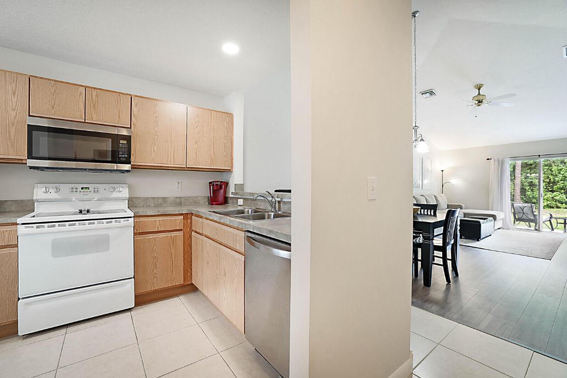 PALM GARDENS 1ST ADD - Residential