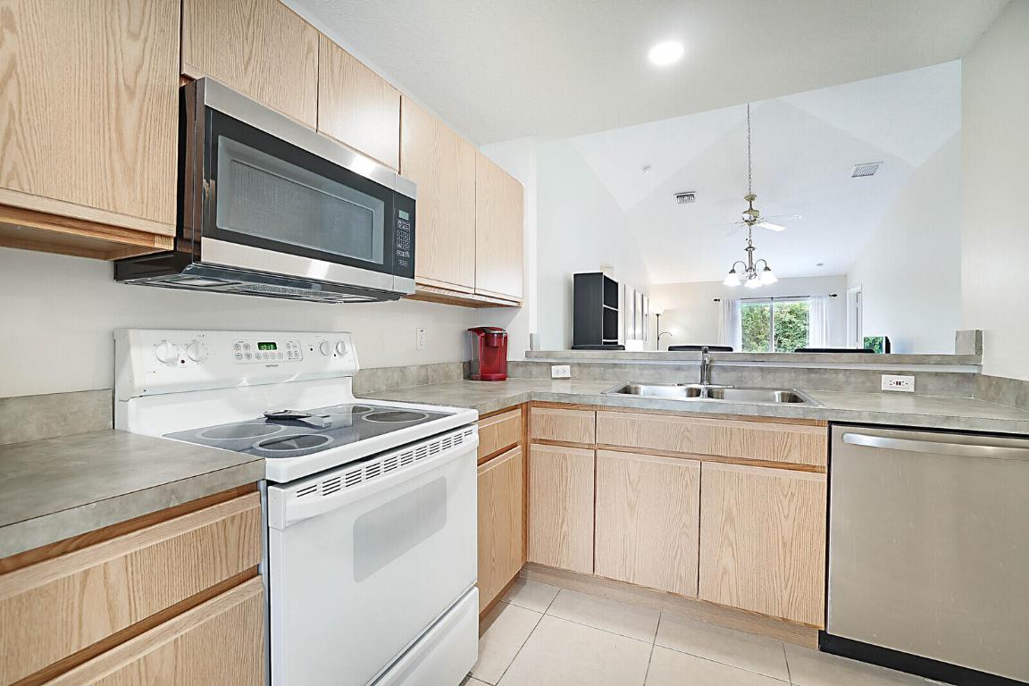 PALM GARDENS 1ST ADD - Residential