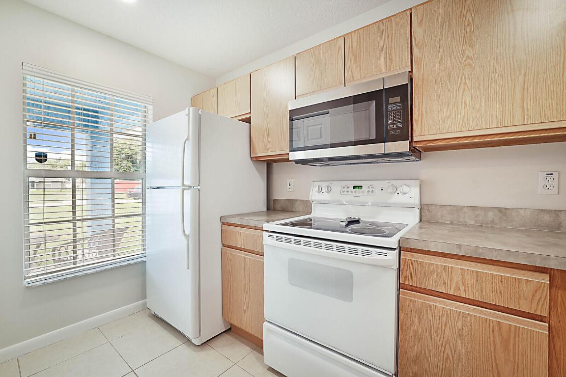 PALM GARDENS 1ST ADD - Residential