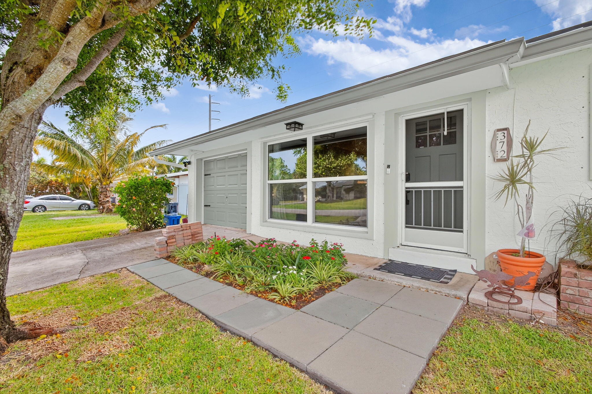 372 E Shadyside Circle