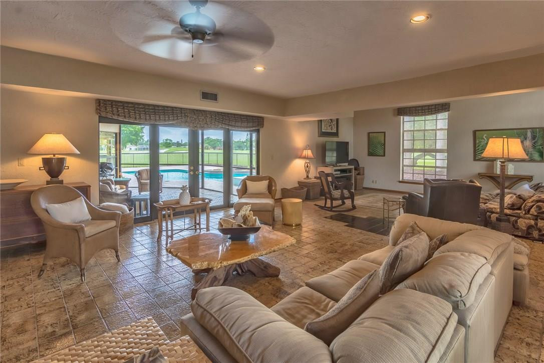 Coral Spgs Country Club S - Residential