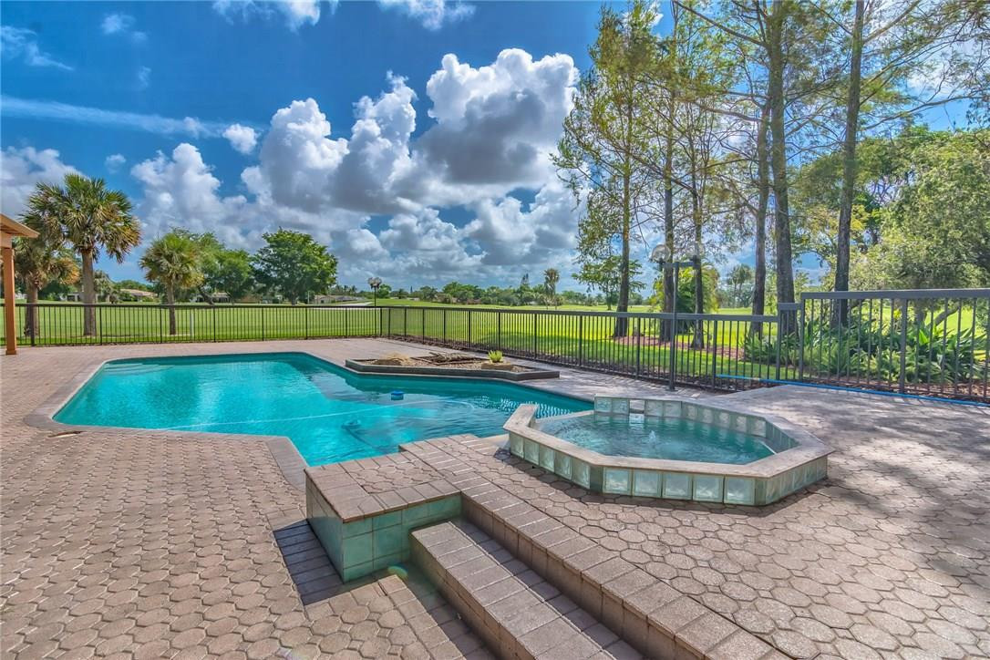 Coral Spgs Country Club S - Residential