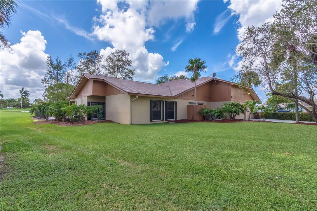 Coral Spgs Country Club S - Residential