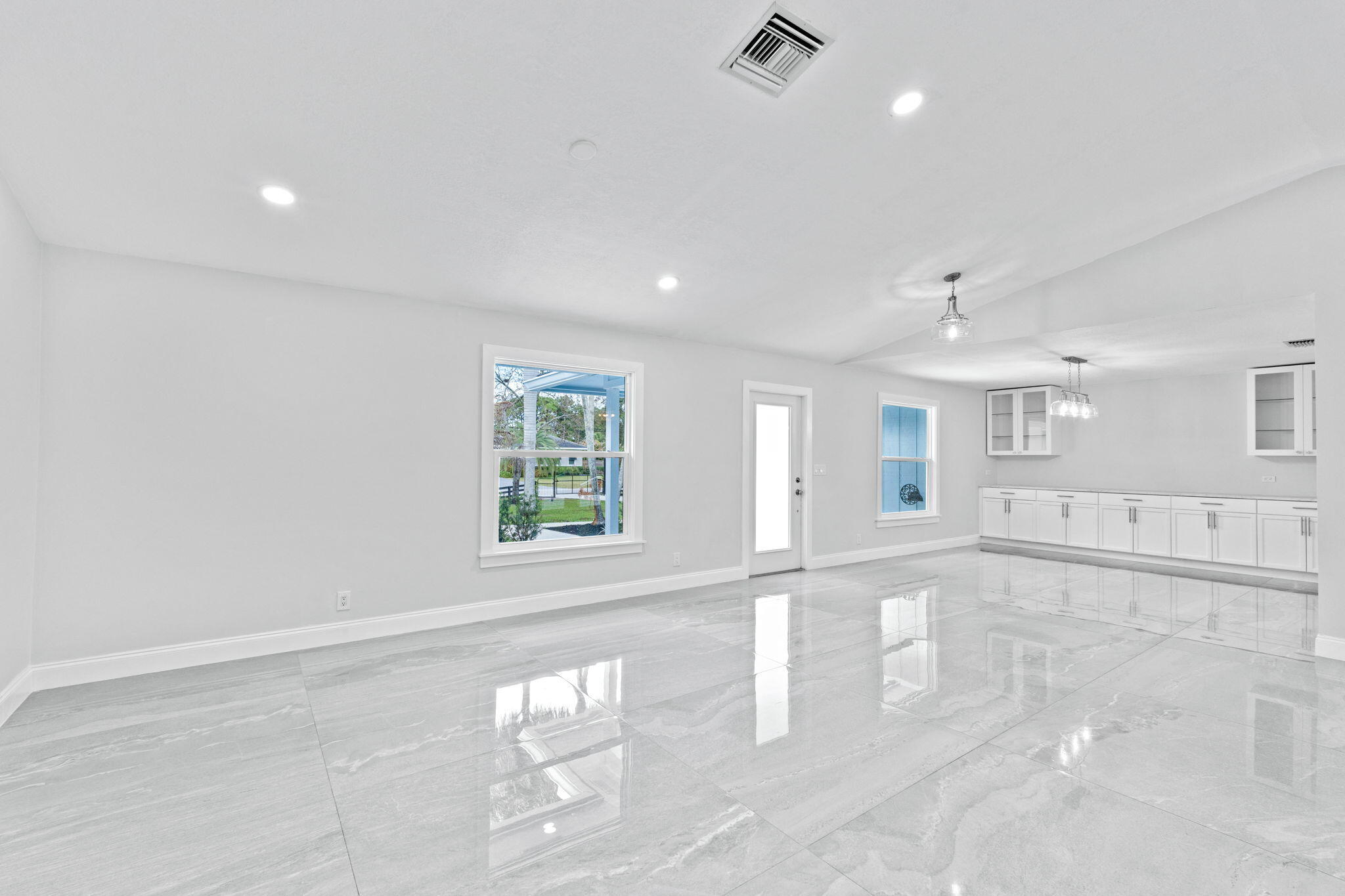 Palm Beach Country Estates - Residential