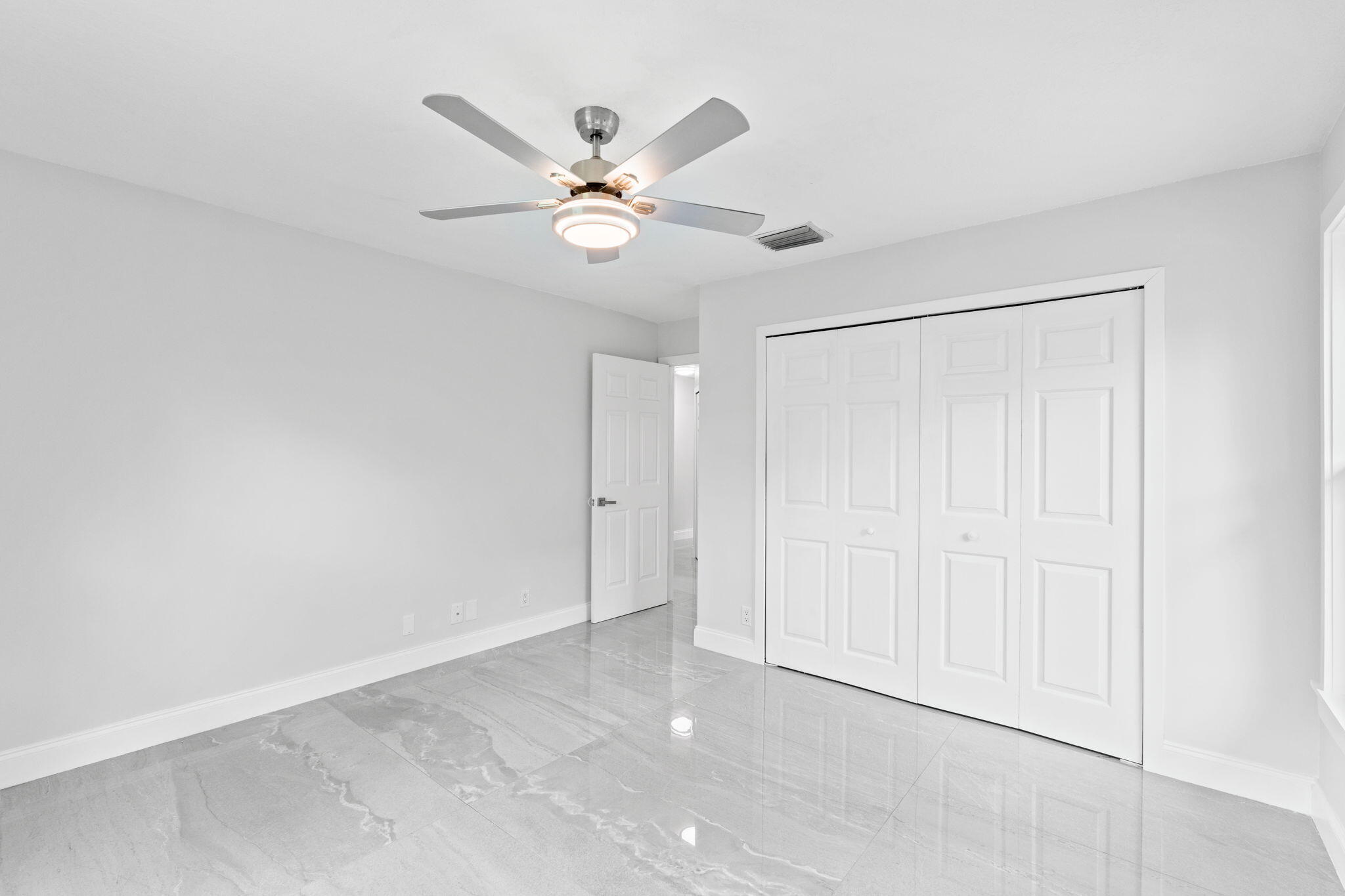 Palm Beach Country Estates - Residential