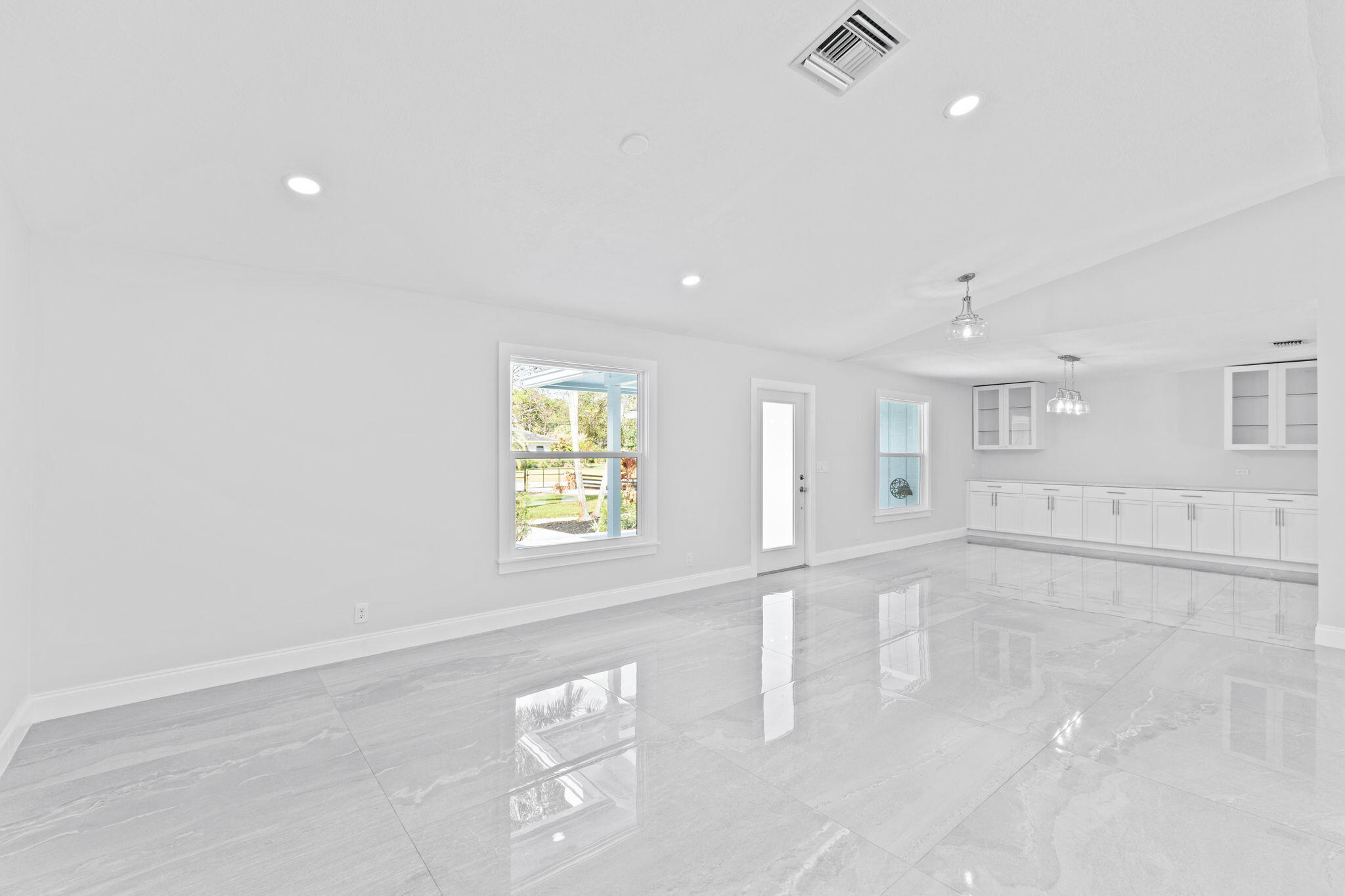 Palm Beach Country Estates - Residential