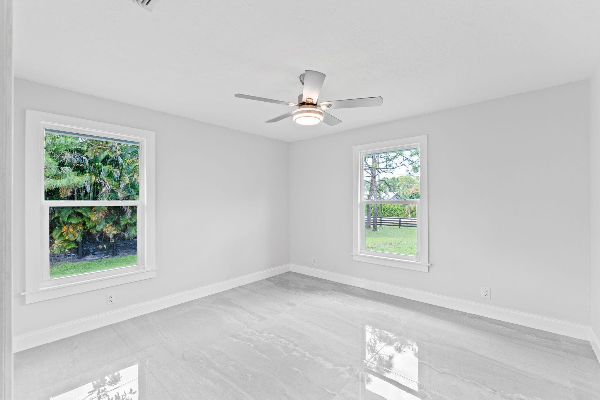 Palm Beach Country Estates - Residential