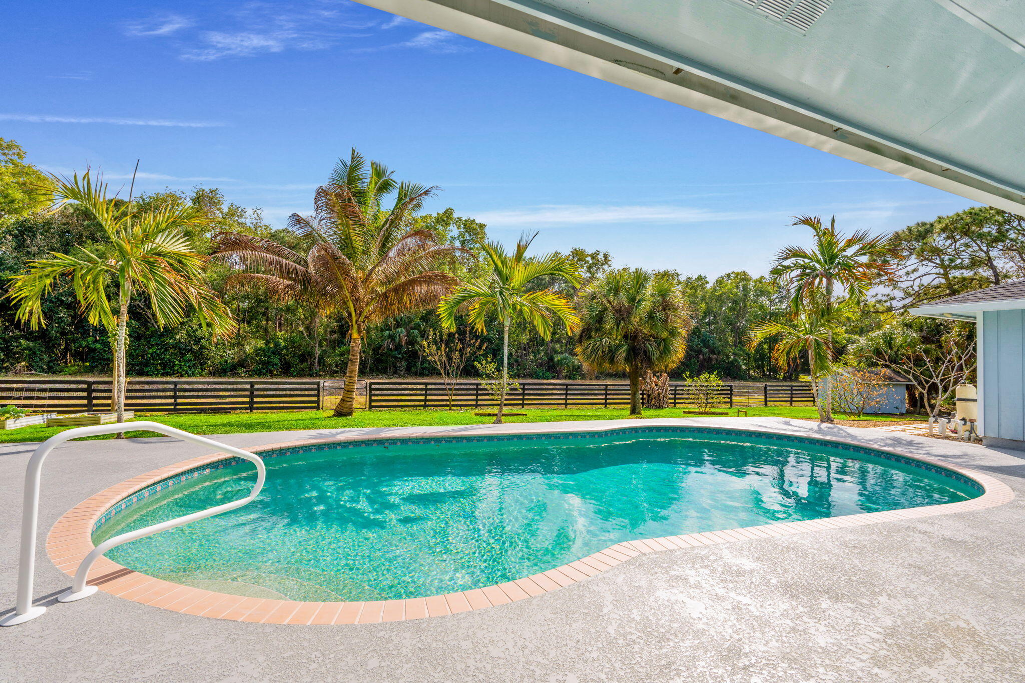 Palm Beach Country Estates - Residential
