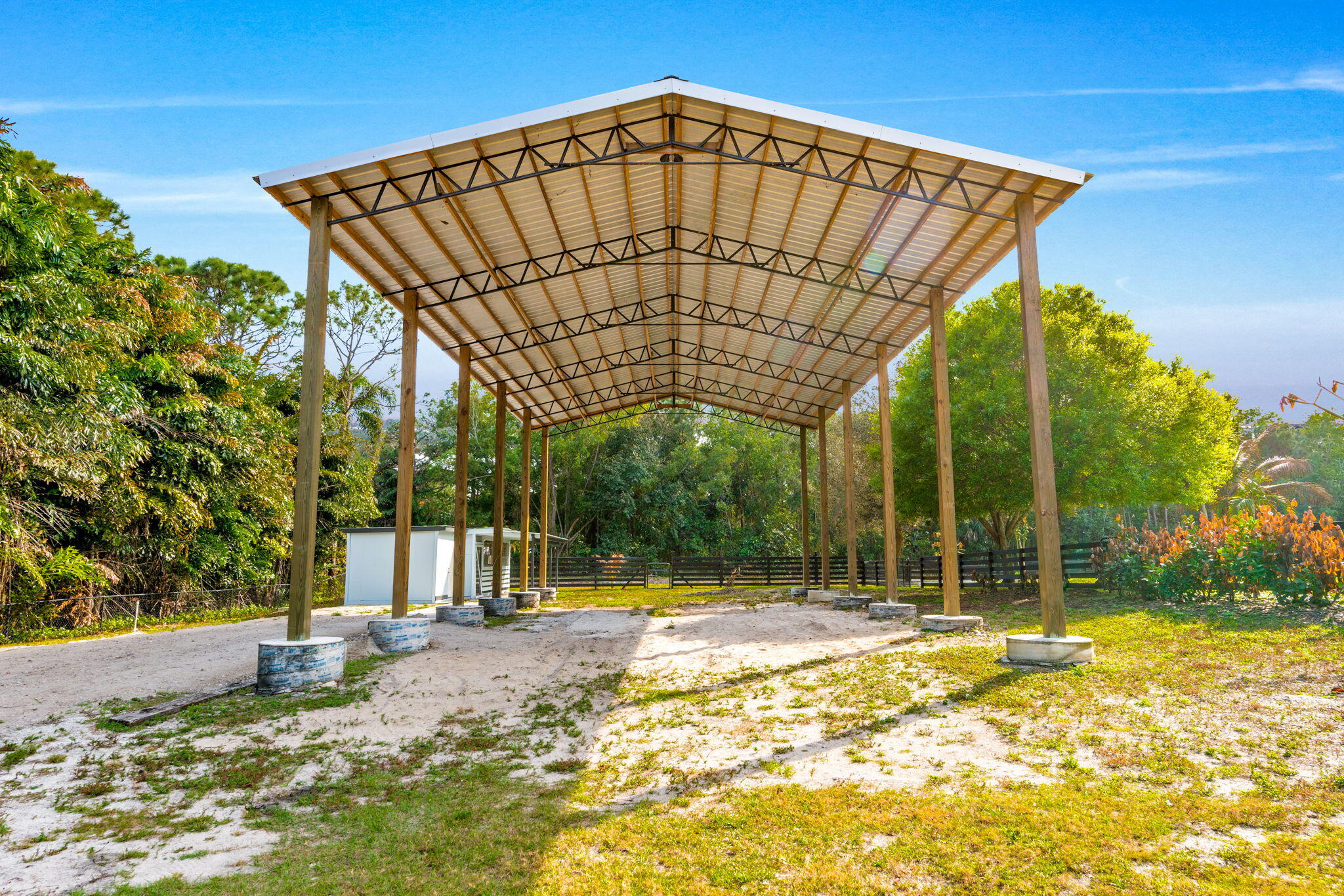 Palm Beach Country Estates - Residential