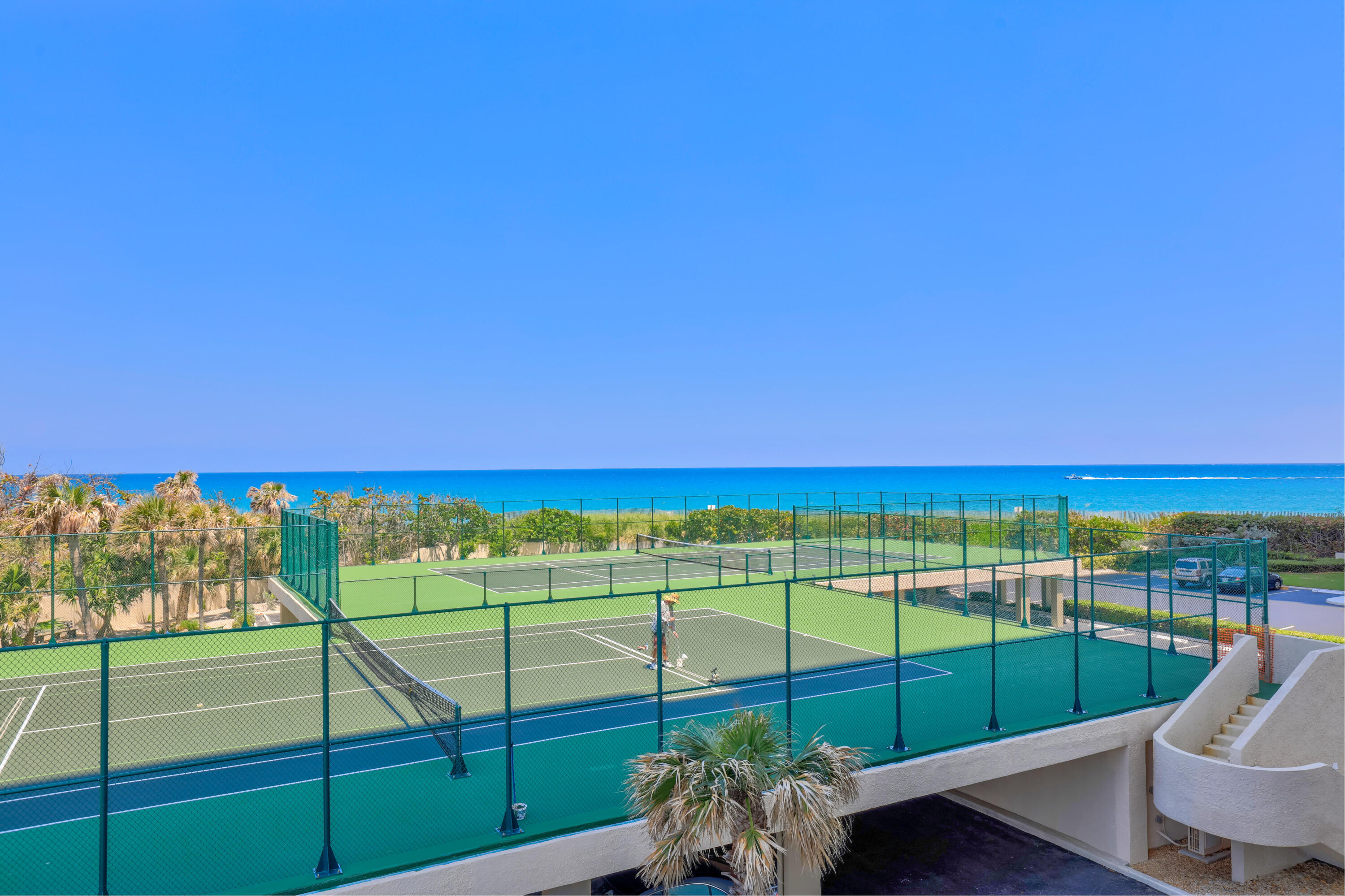 WATER GLADES CONDO - Residential Lease