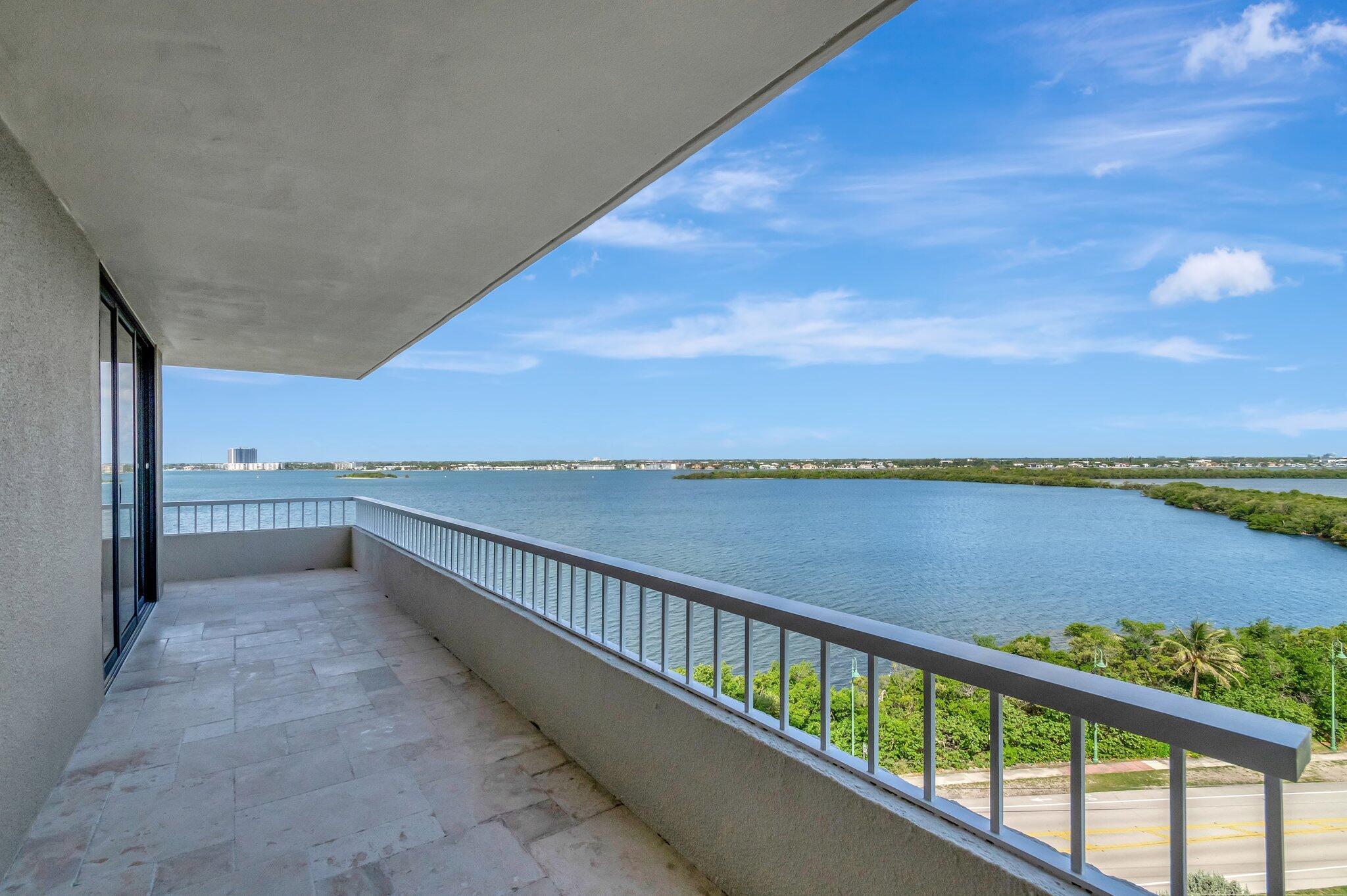WATER GLADES CONDO - Residential Lease