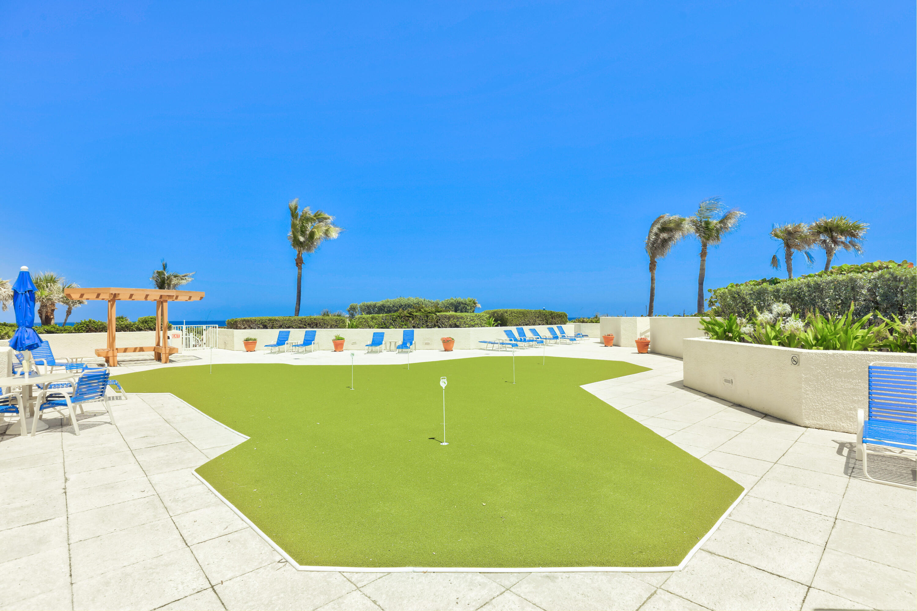 WATER GLADES CONDO - Residential Lease