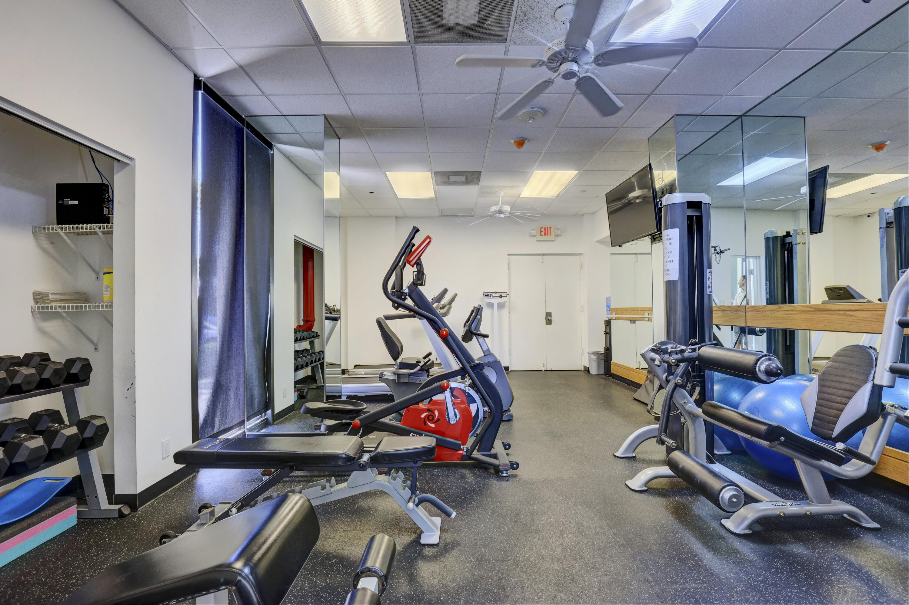 WATER GLADES CONDO - Residential Lease