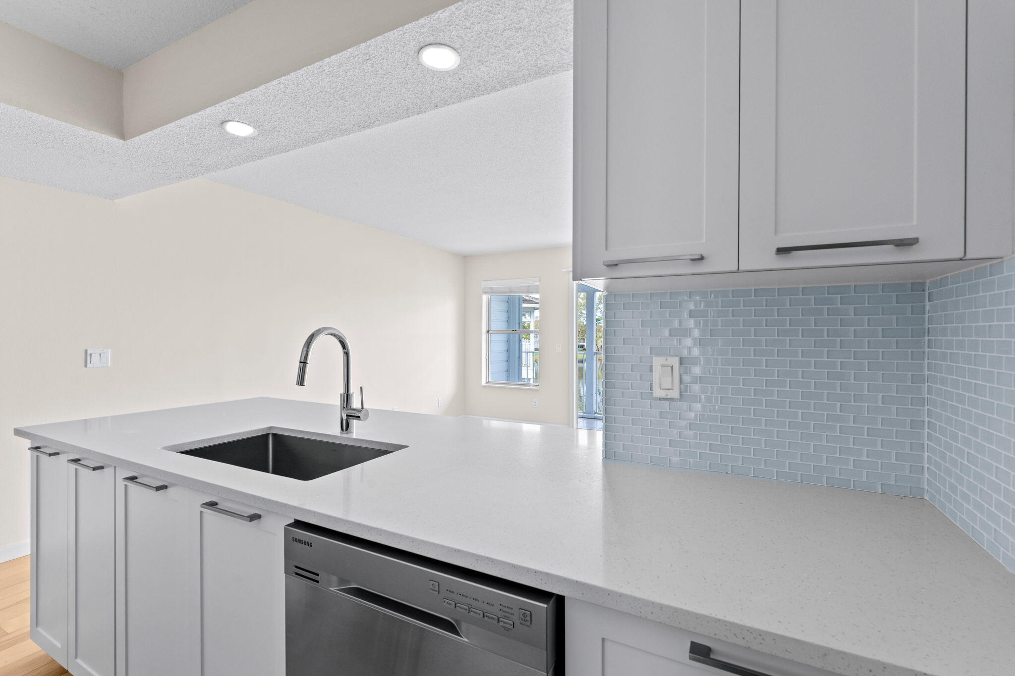 CYPRESS POINT CONDO - Residential Lease