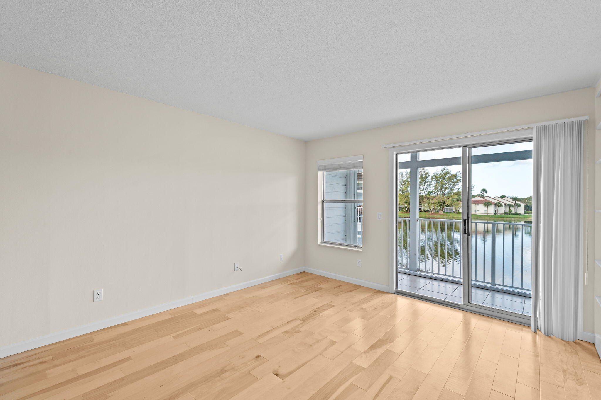 CYPRESS POINT CONDO - Residential Lease