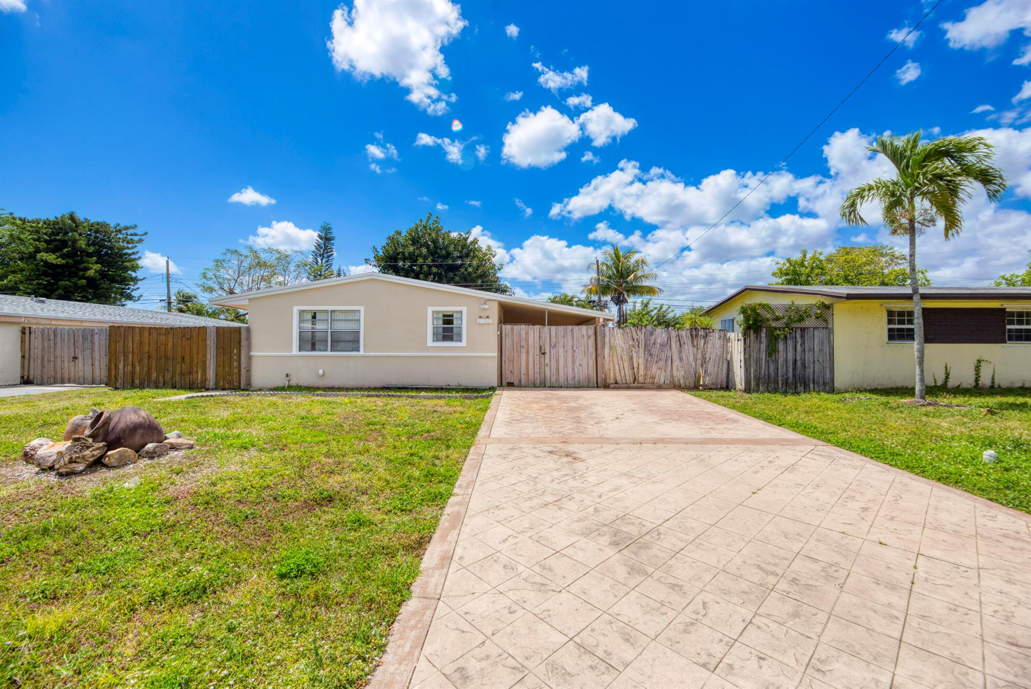 6160 SW 2nd Street