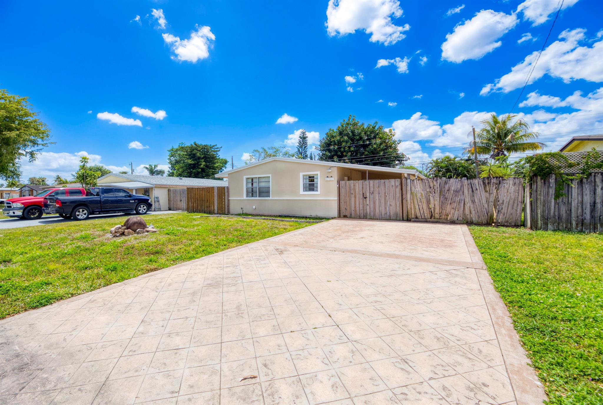 6160 SW 2nd Street