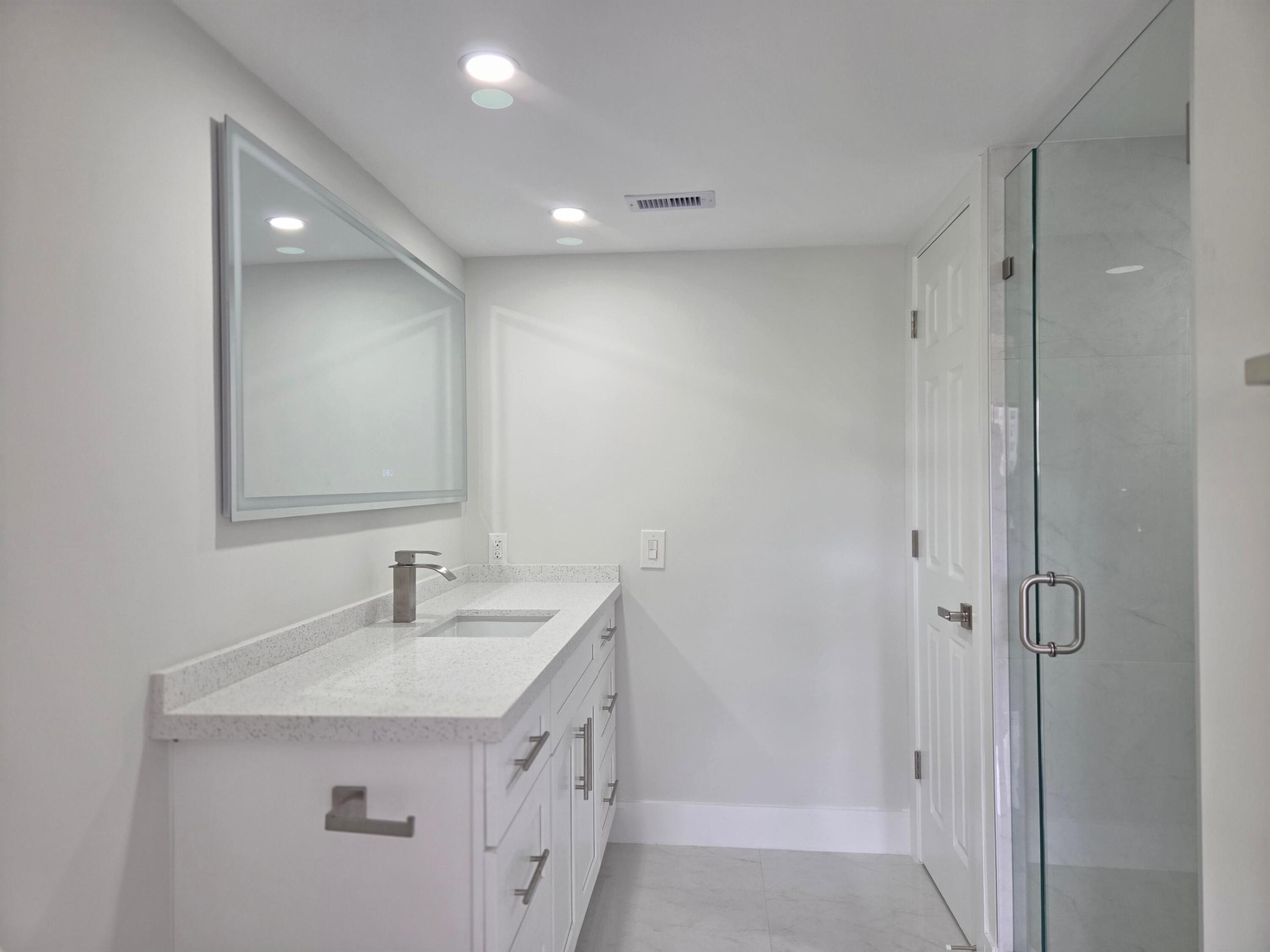 HUNTINGTON LAKES SEC ONE CONDOS - Residential