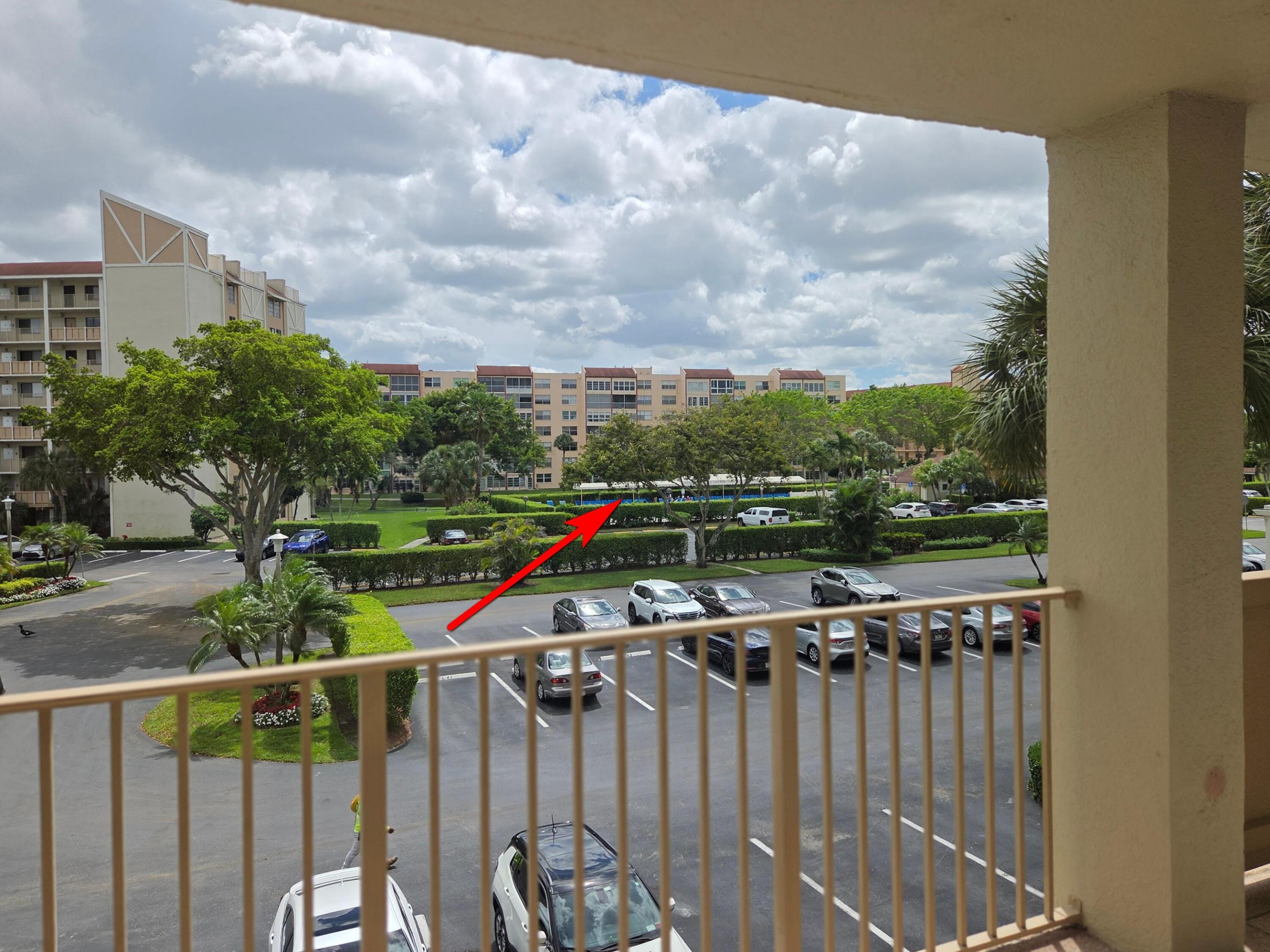 HUNTINGTON LAKES SEC ONE CONDOS - Residential