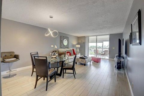 14723 Cumberland Drive 406 Delray Beach FL 33446