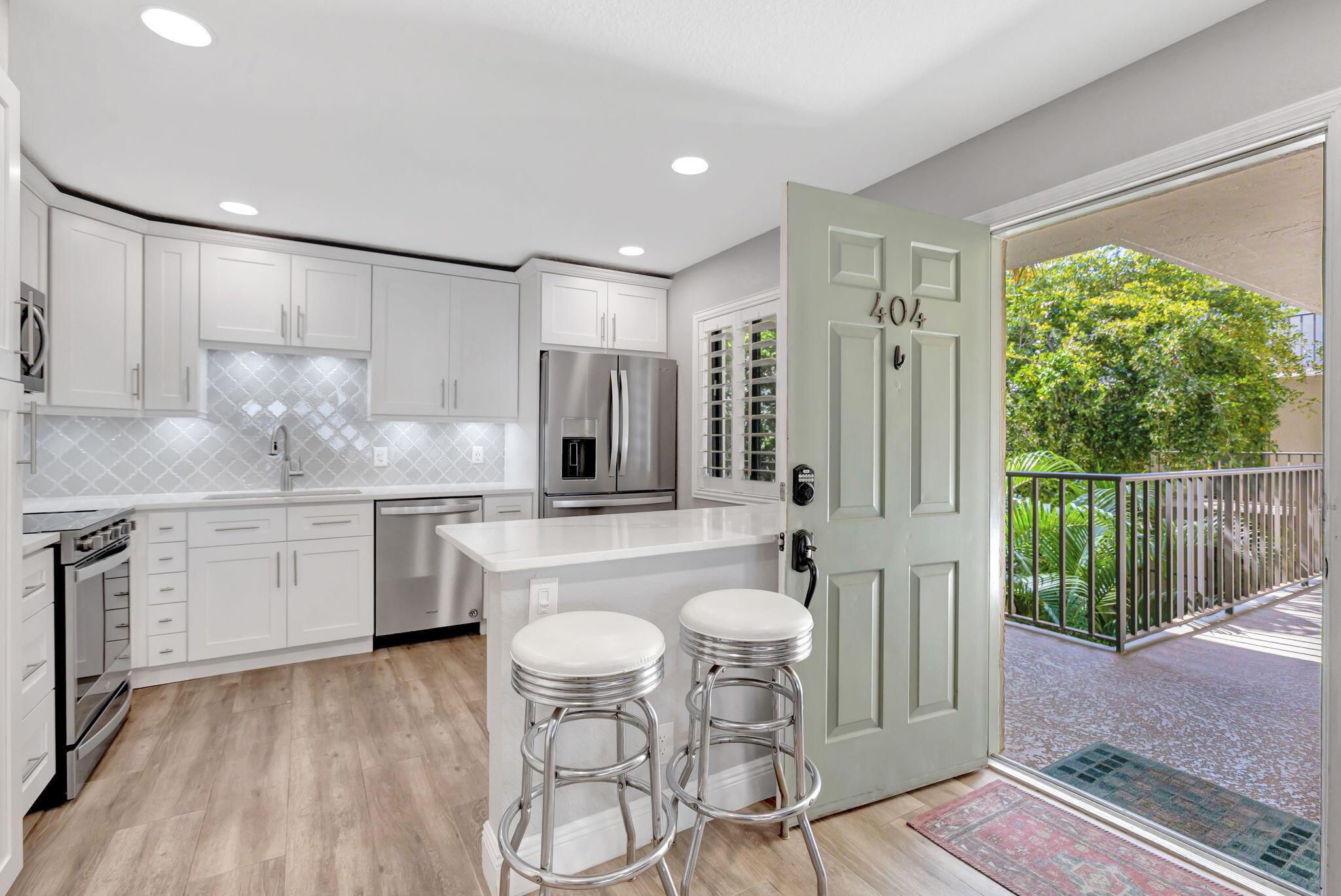 1202 S Lake Drive 404