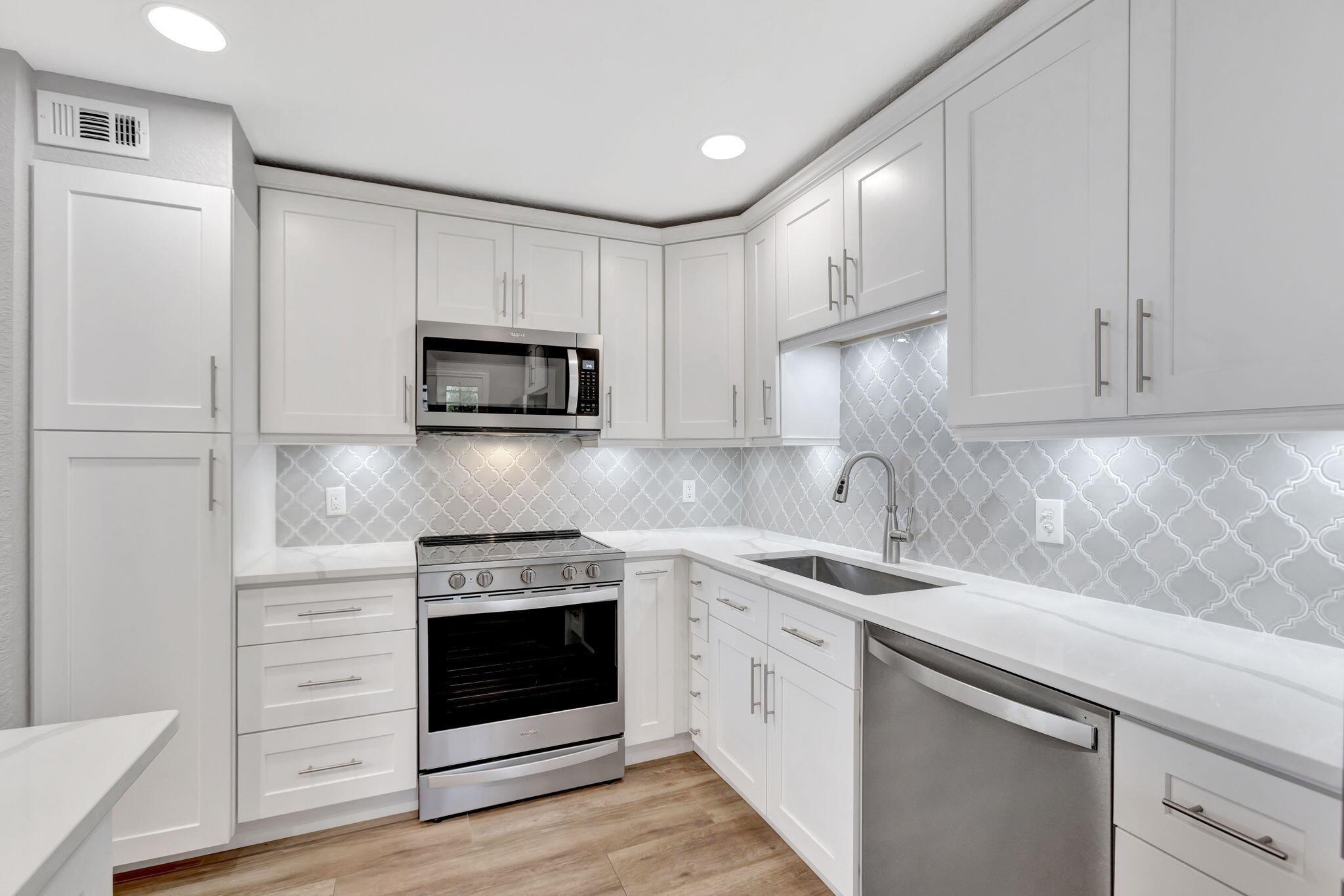 1202 S Lake Drive 404