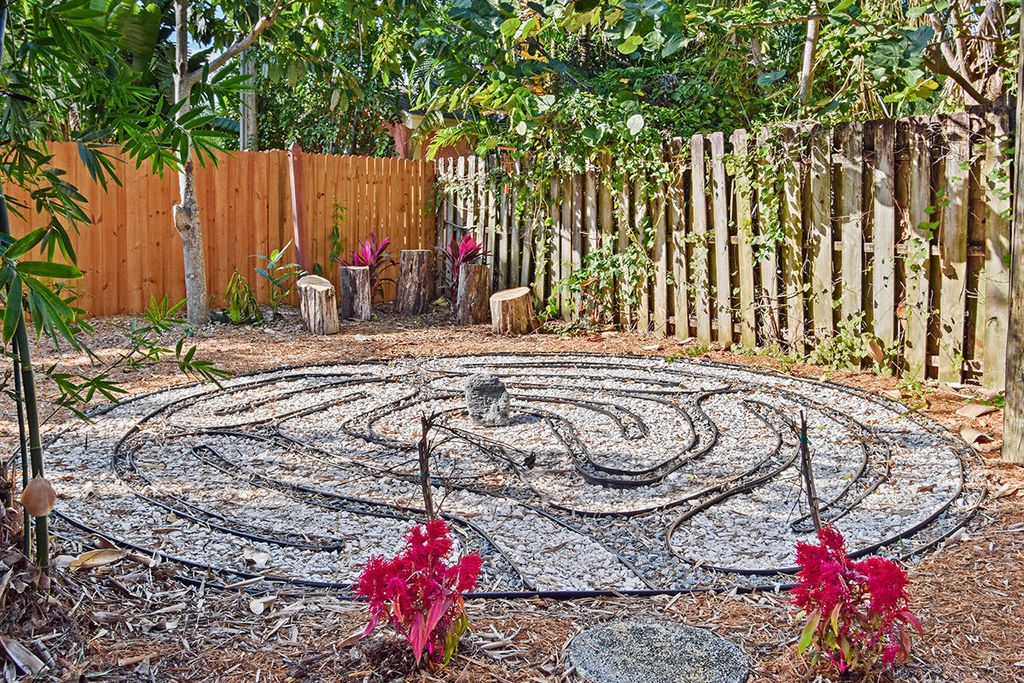 Photo of 310 Columbia Drive #1, Lake Worth Beach, FL 33460 (MLS # R10975243)