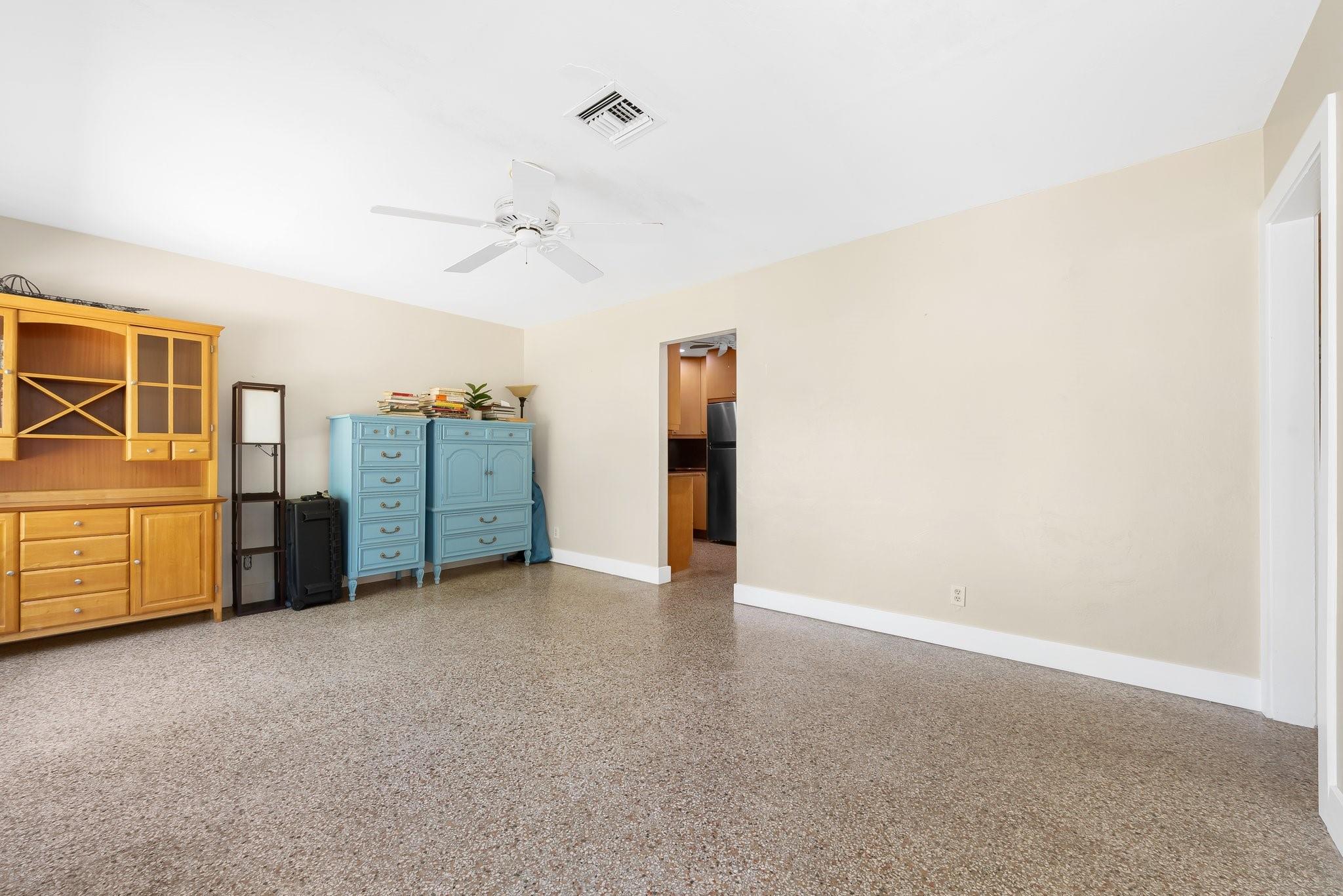 1500 NW 3rd Ave