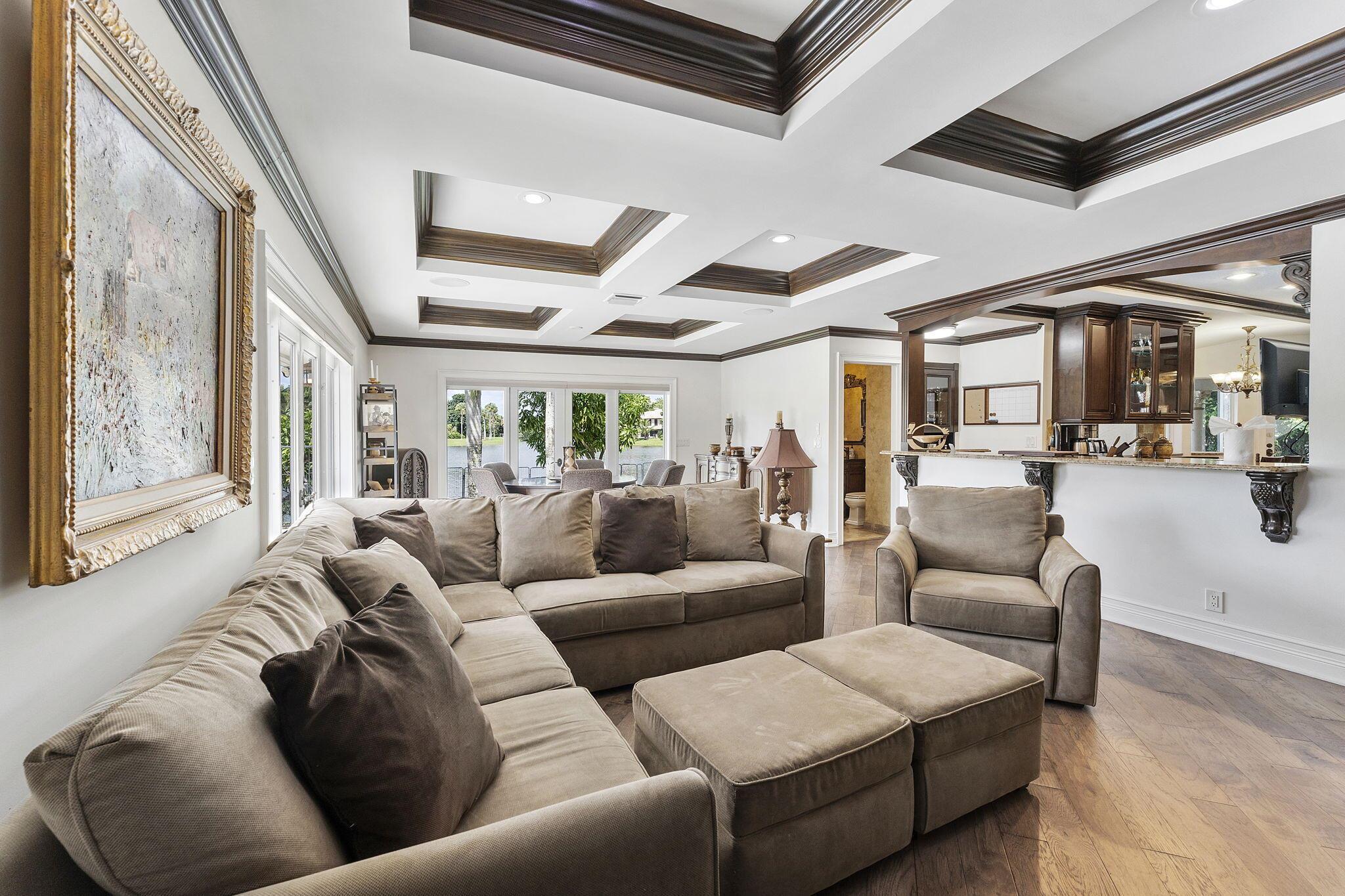 ENCANTADA - Residential