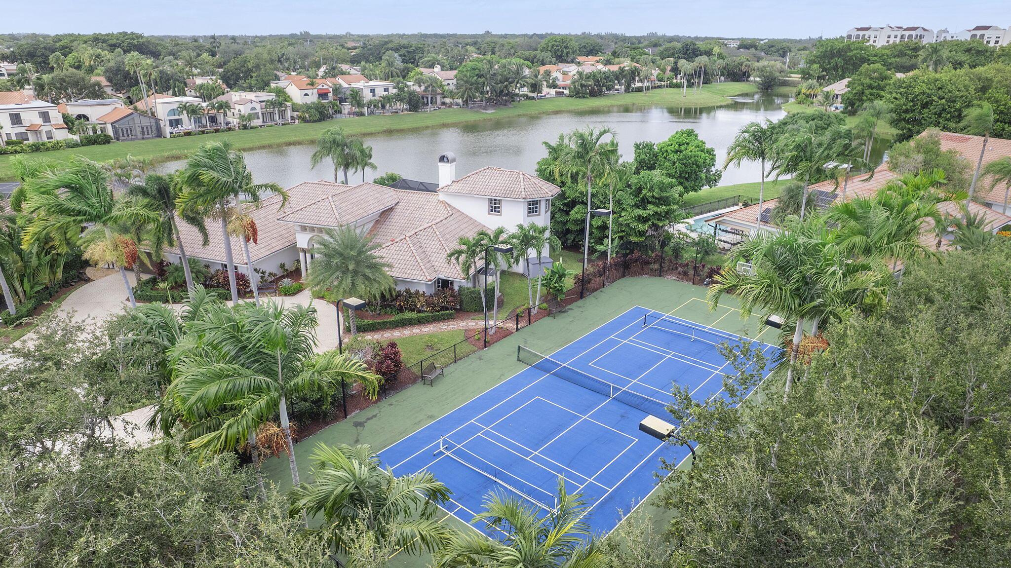 ENCANTADA - Residential