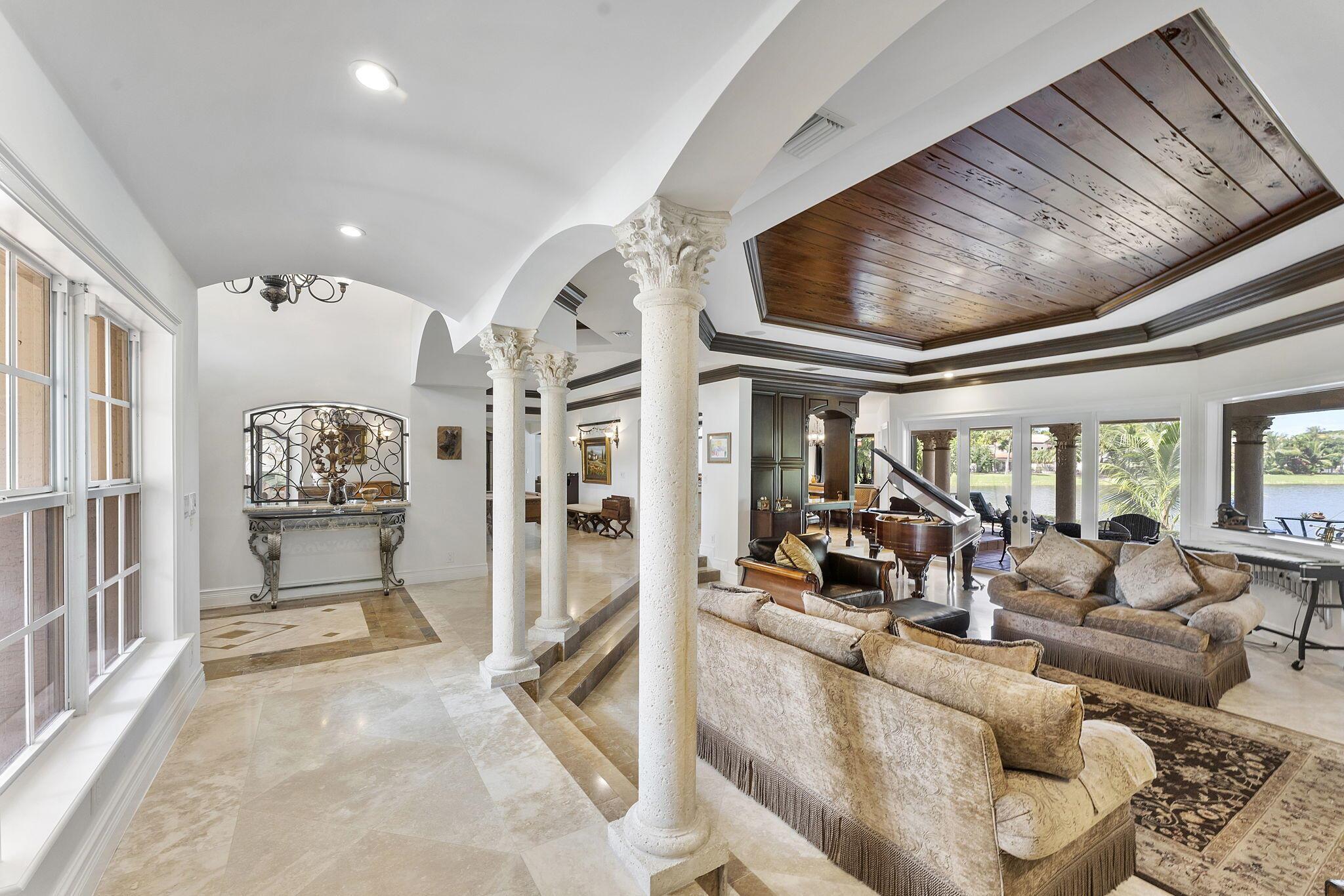 ENCANTADA - Residential