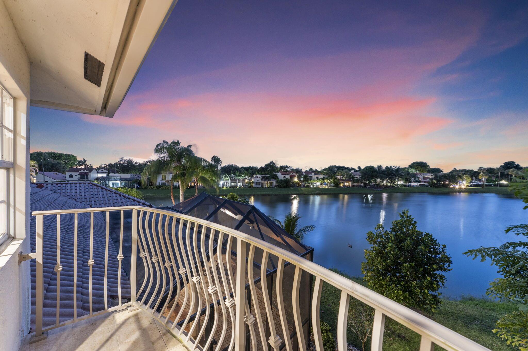 ENCANTADA - Residential