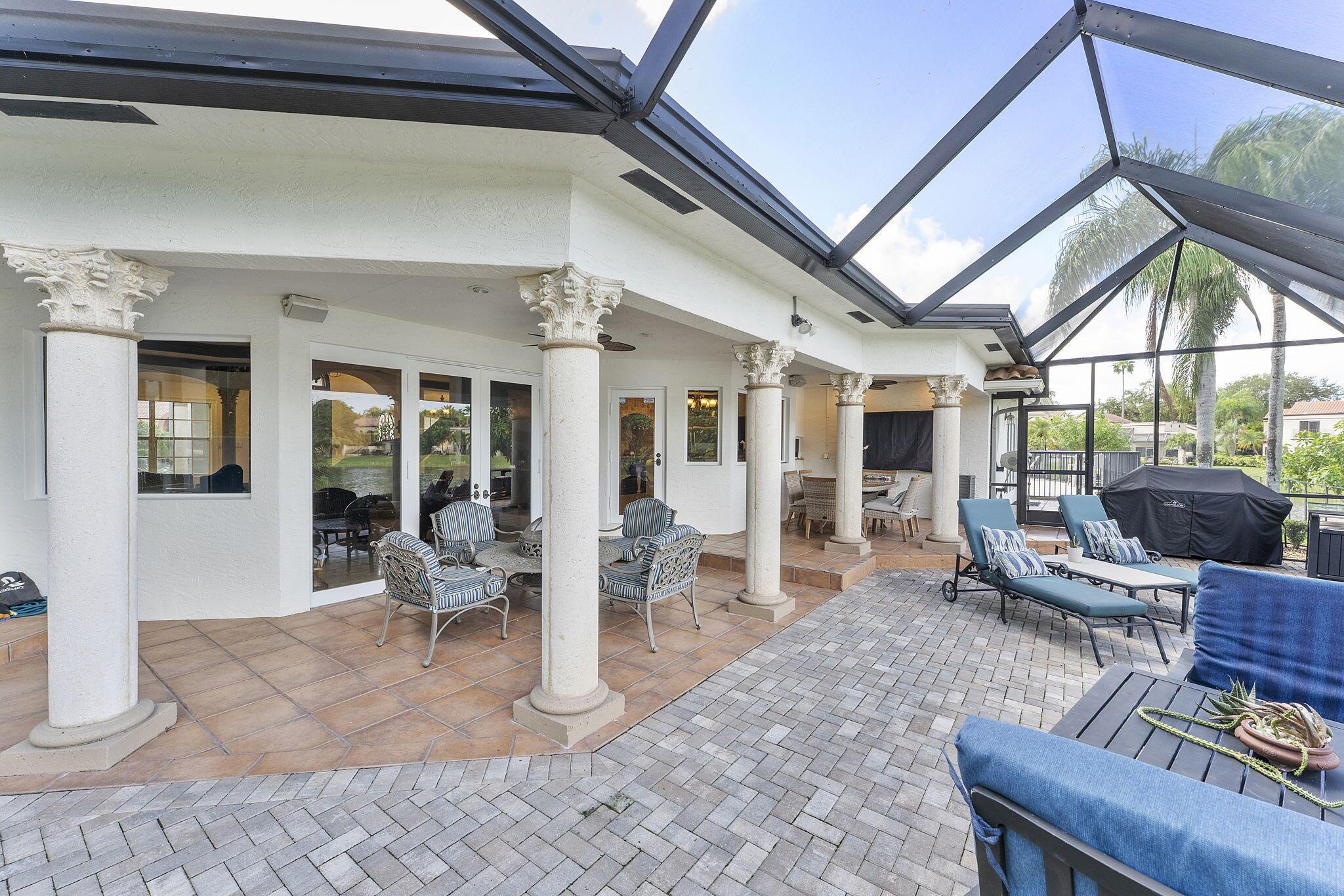 ENCANTADA - Residential