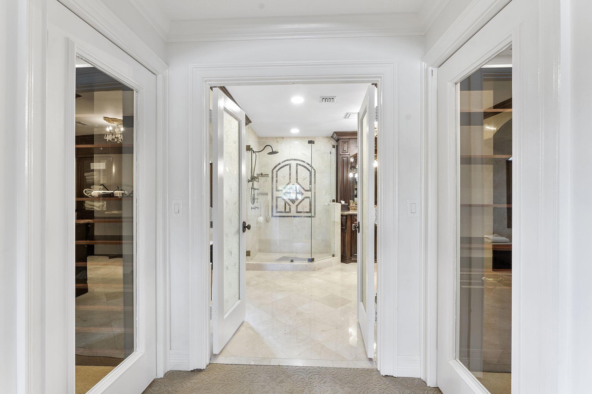 ENCANTADA - Residential