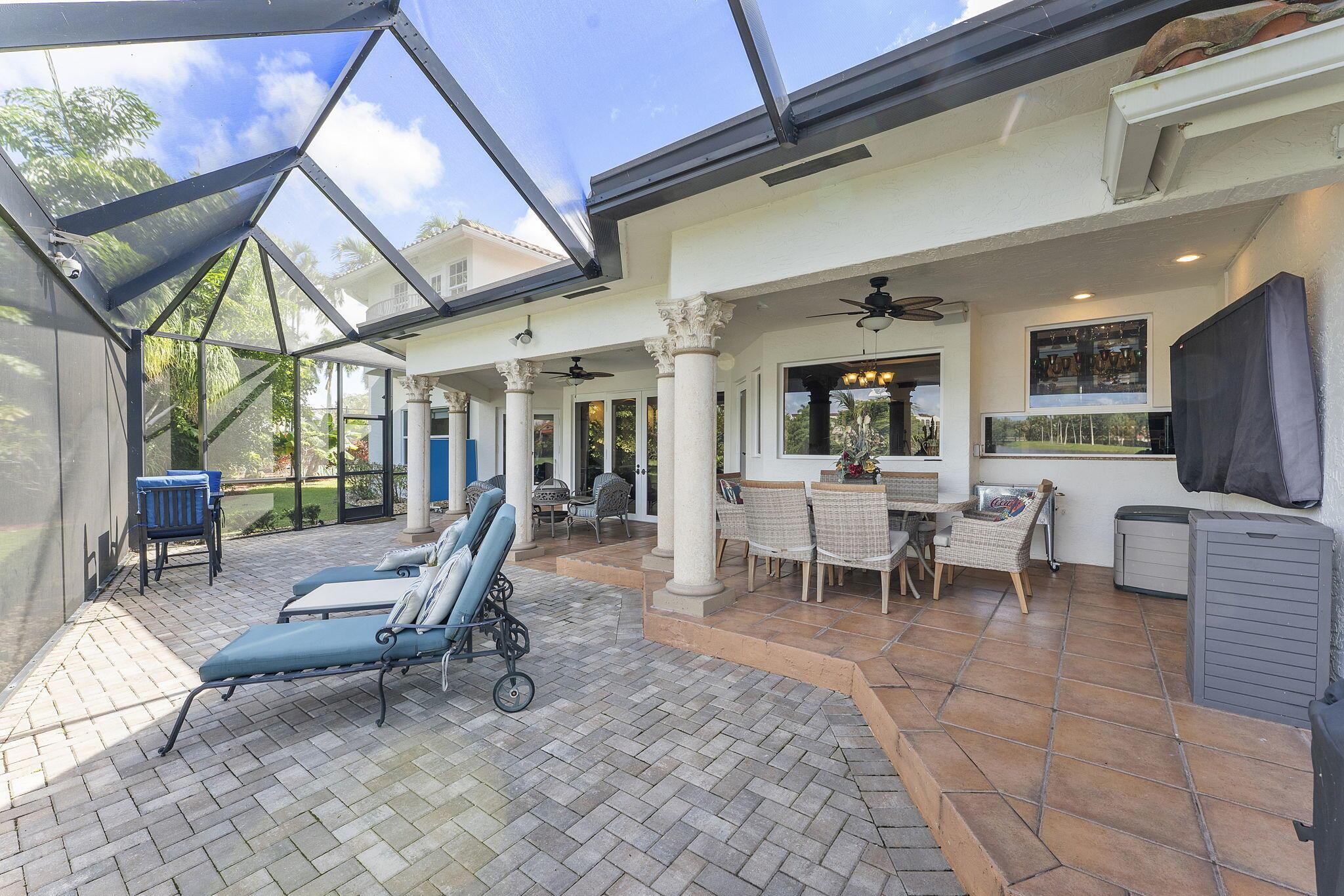 ENCANTADA - Residential