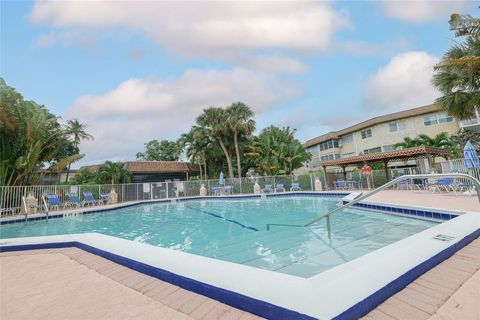 A home in Lauderdale Lakes