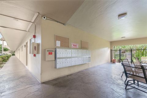 A home in Lauderdale Lakes