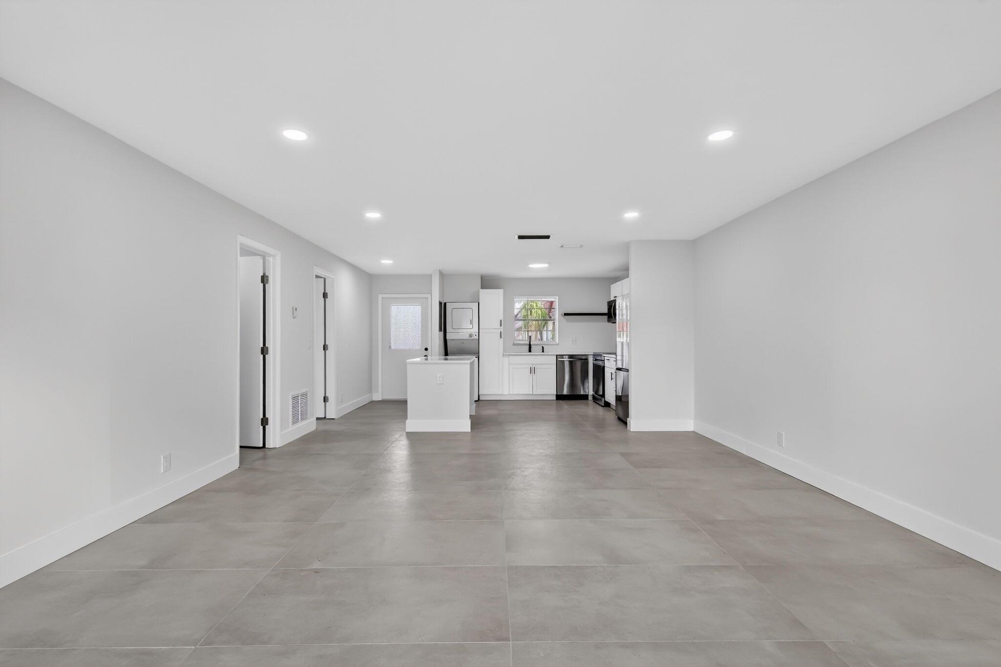 COVERED BRIDGE CONDO - Residential