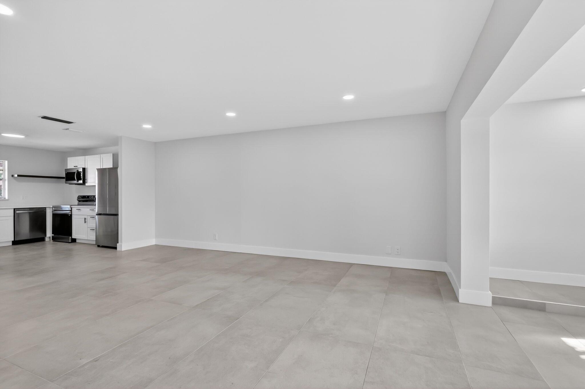 COVERED BRIDGE CONDO - Residential