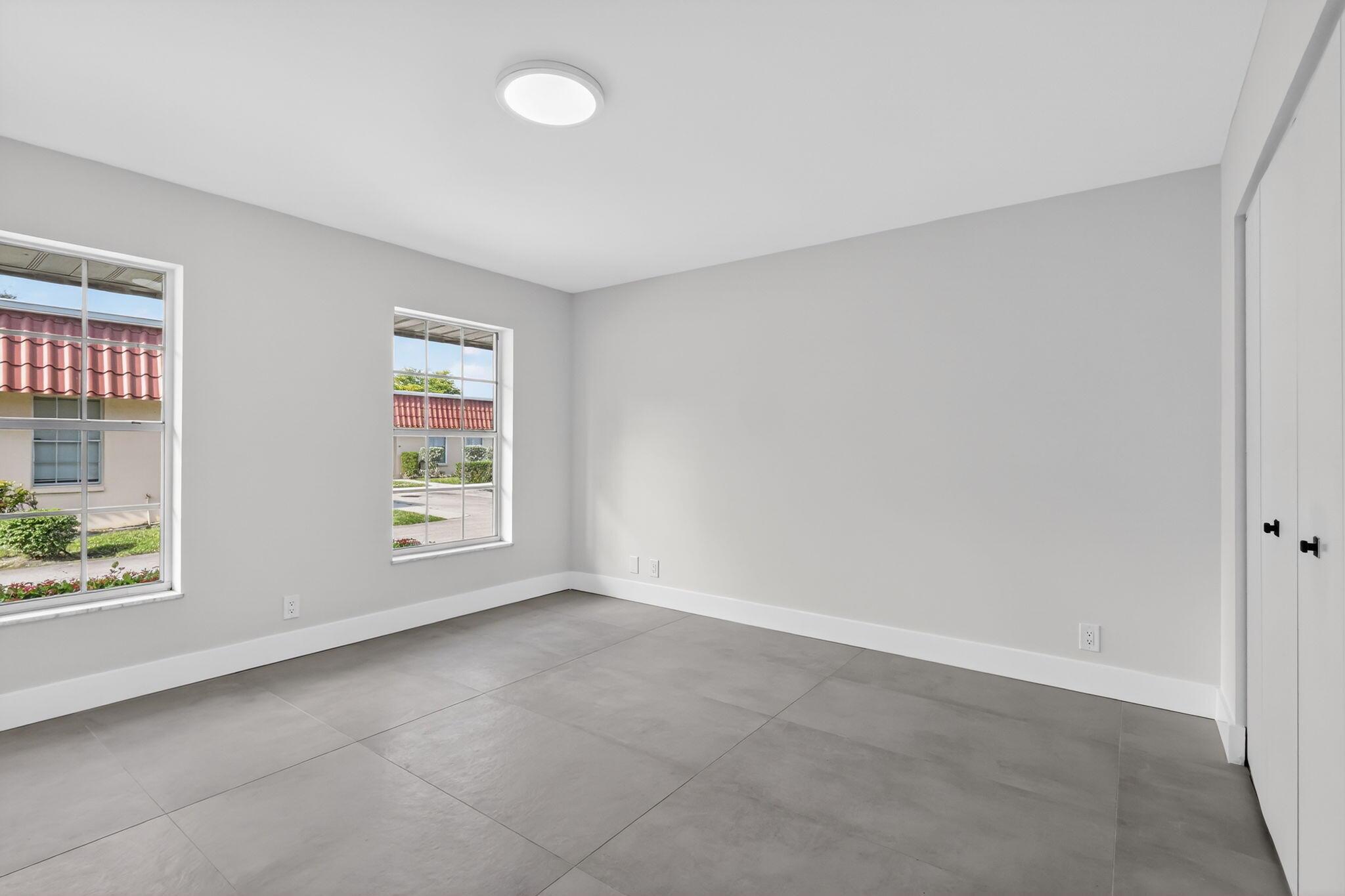 COVERED BRIDGE CONDO - Residential