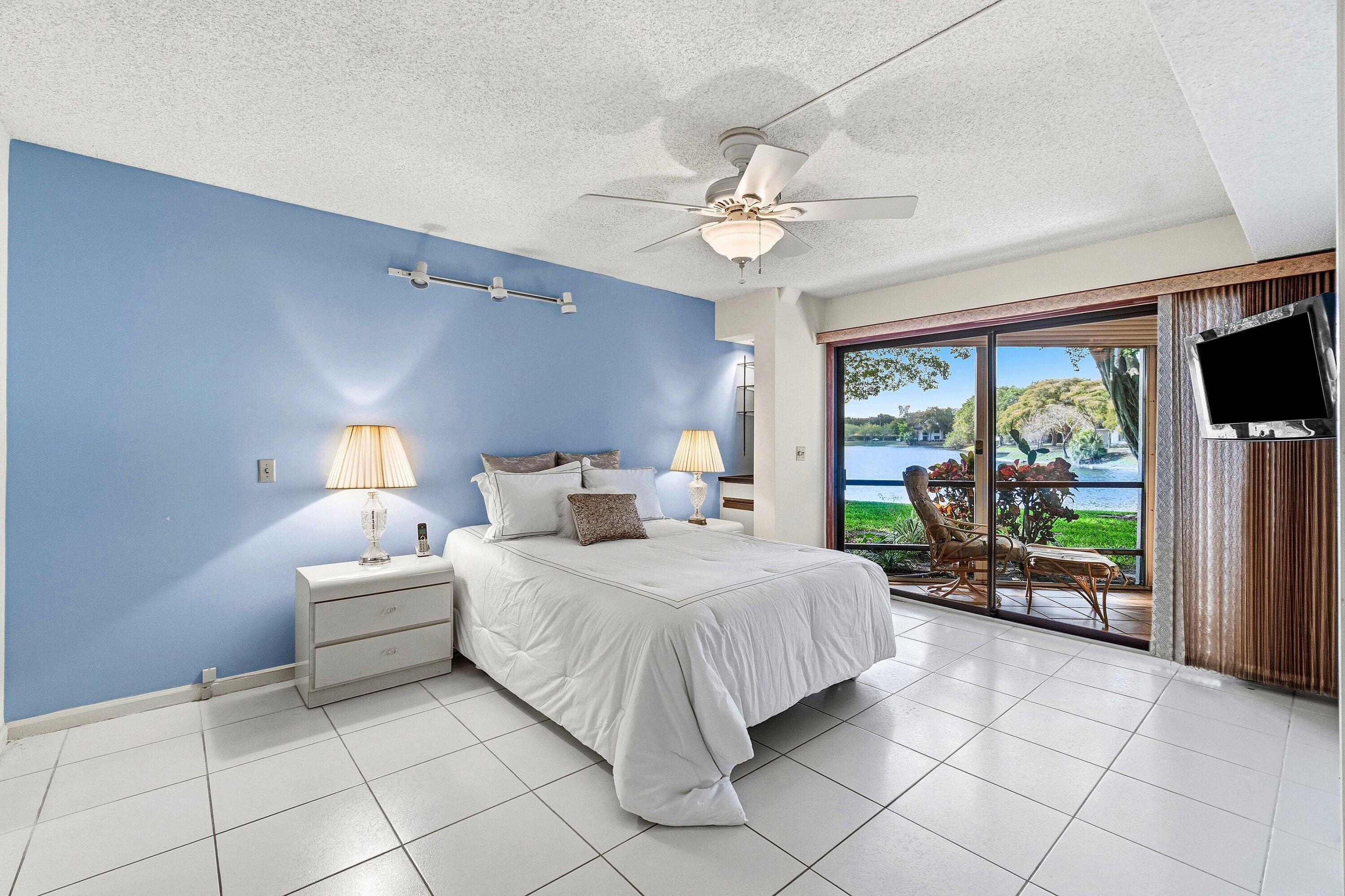 BANYAN SPRINGS - Residential