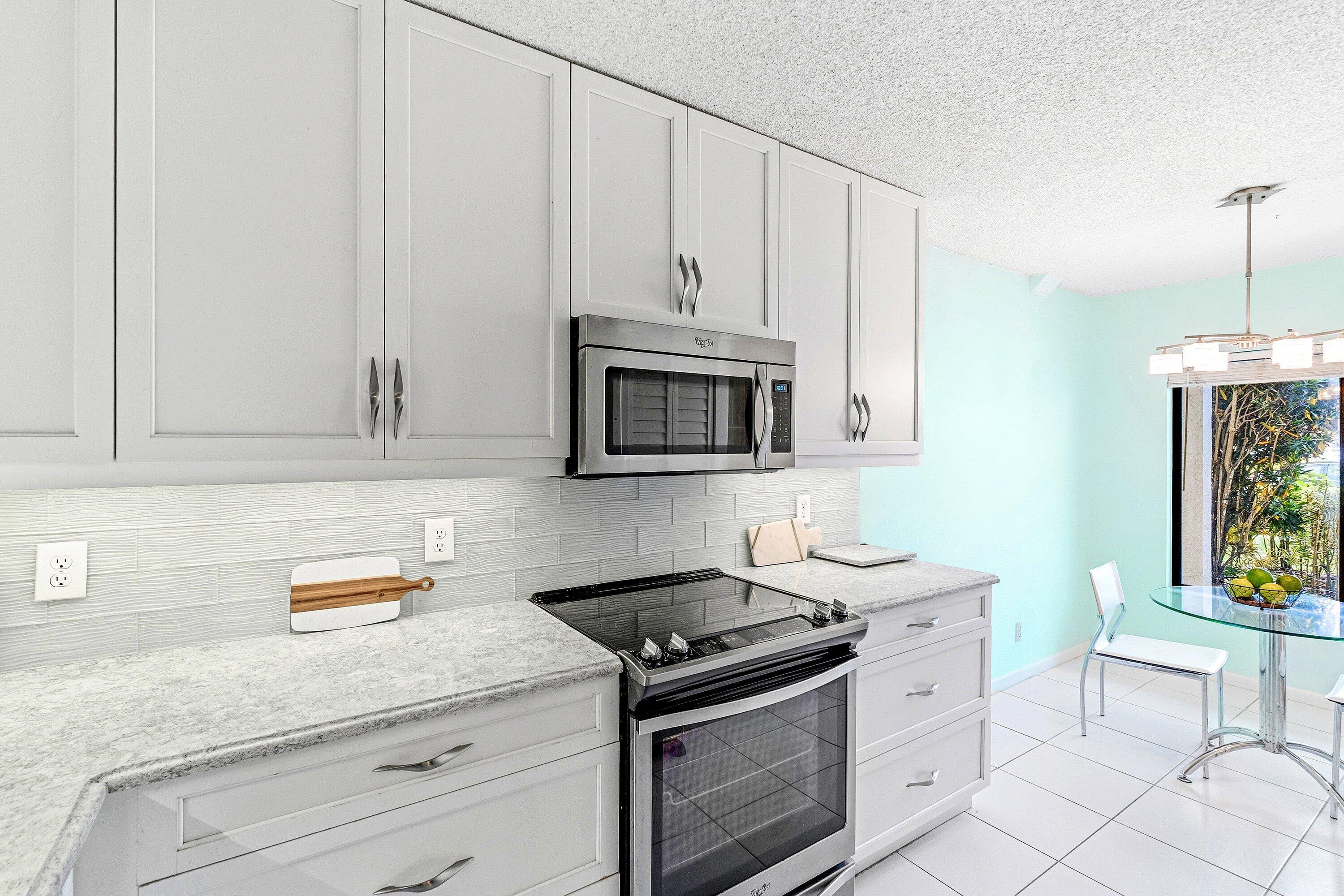 BANYAN SPRINGS - Residential