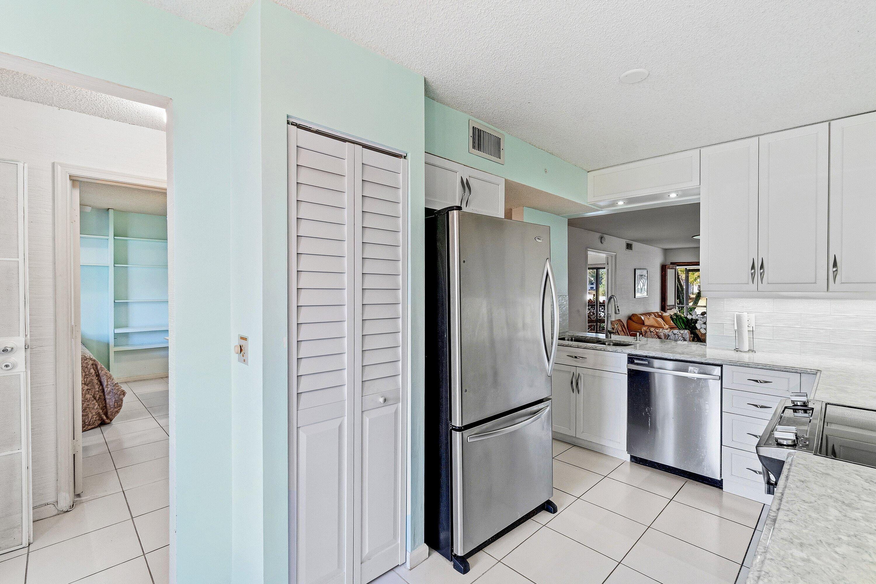 BANYAN SPRINGS - Residential